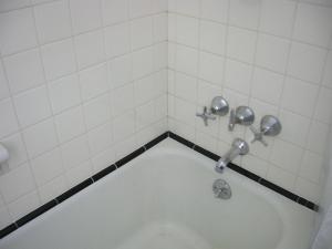 bathtub trim pieces