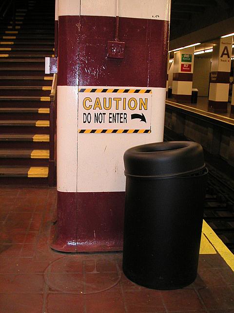 SEPTA, Suburban Station, 2002